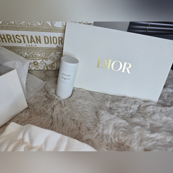 Christian Dior Gift Box Set & Travel Size Products - Picture 11 of 16